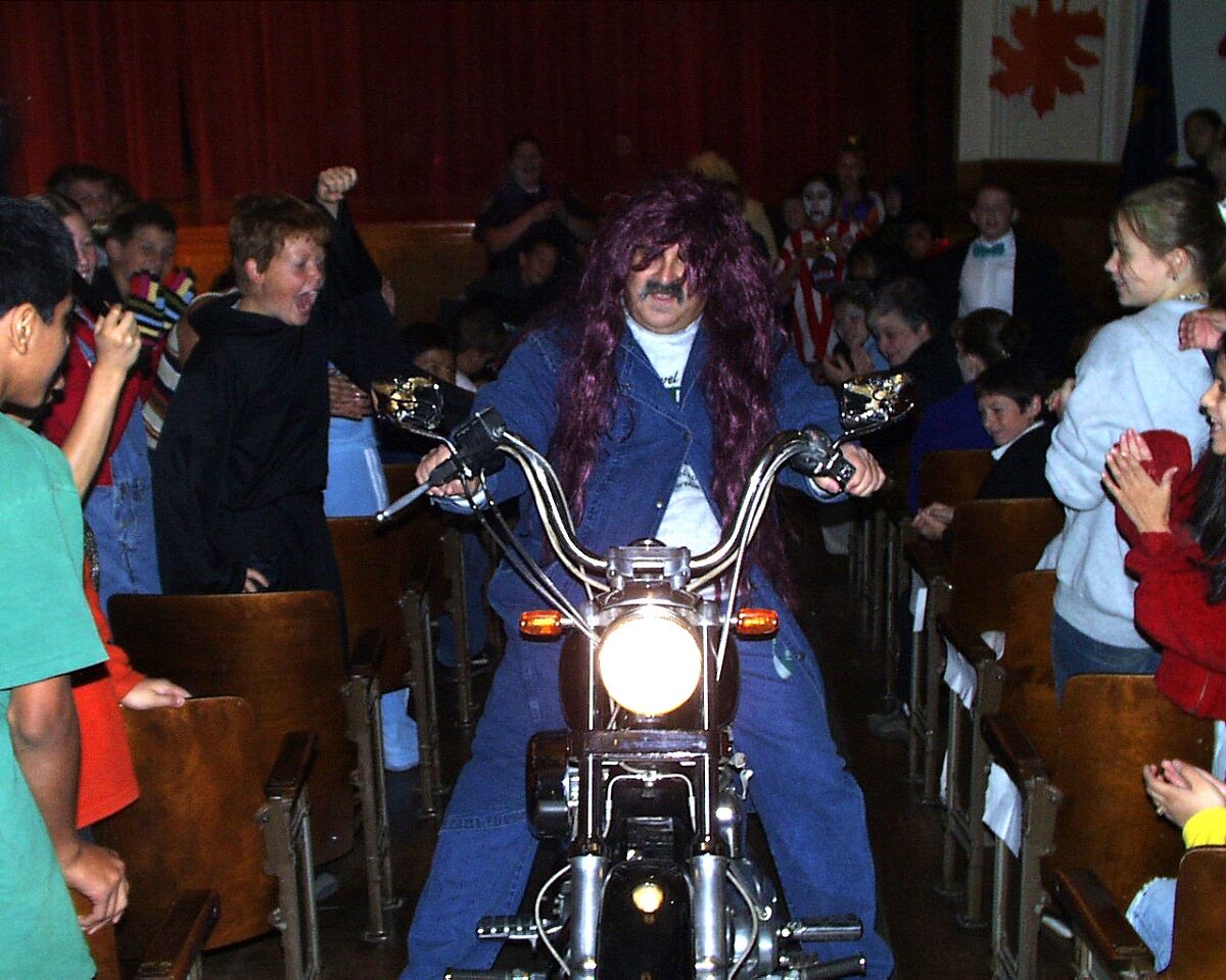 Bob Dais as Hagrid Nov 2002